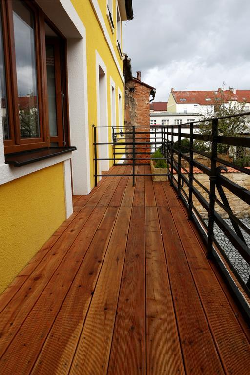 Apartments & Suites Zluta Hruska بلزن المظهر الخارجي الصورة